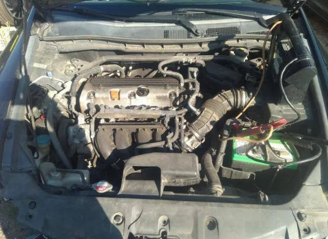 Photo 9 VIN: 1HGCP2F87BA064195 - HONDA ACCORD SDN 