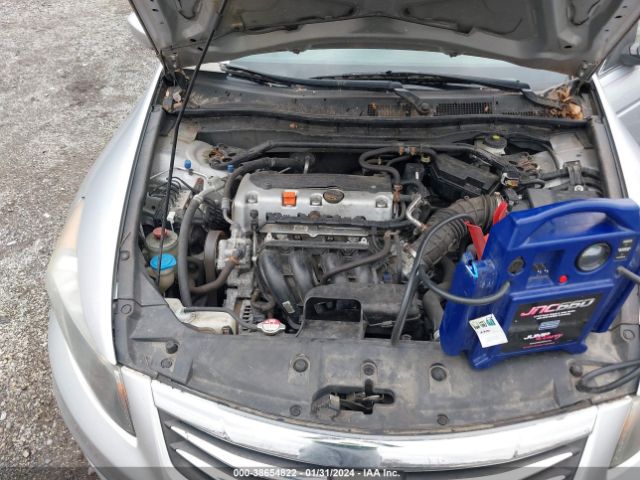 Photo 9 VIN: 1HGCP2F87BA080901 - HONDA ACCORD 