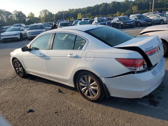 Photo 1 VIN: 1HGCP2F87BA111516 - HONDA ACCORD EXL 