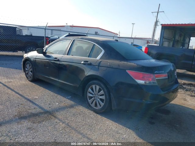 Photo 2 VIN: 1HGCP2F87CA063596 - HONDA ACCORD 