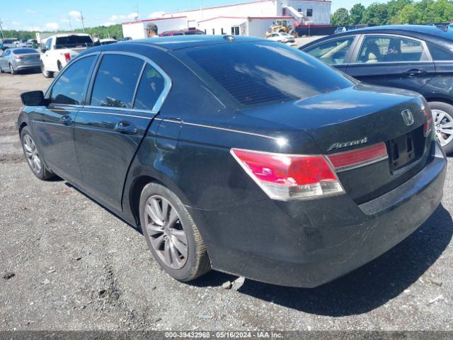 Photo 2 VIN: 1HGCP2F87CA066613 - HONDA ACCORD 