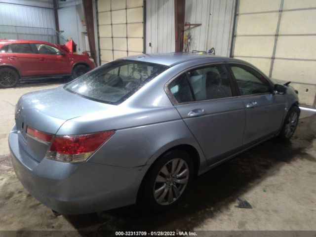 Photo 3 VIN: 1HGCP2F87CA132531 - HONDA ACCORD SDN 