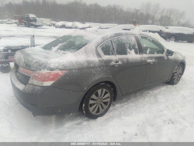 Photo 3 VIN: 1HGCP2F87CA139351 - HONDA ACCORD 