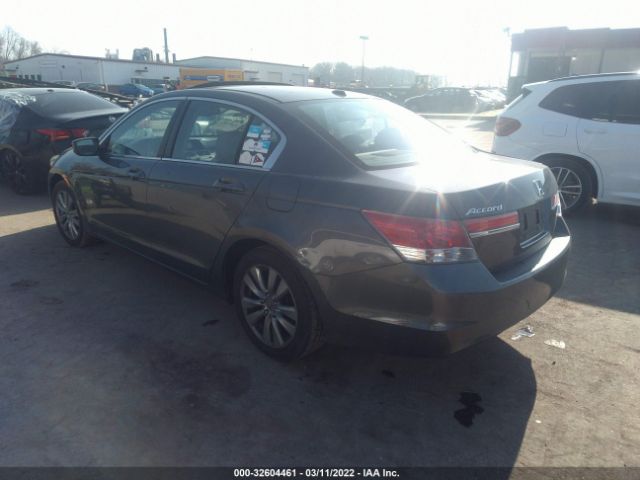 Photo 2 VIN: 1HGCP2F87CA150964 - HONDA ACCORD SDN 