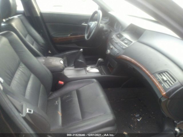 Photo 4 VIN: 1HGCP2F87CA155520 - HONDA ACCORD SDN 