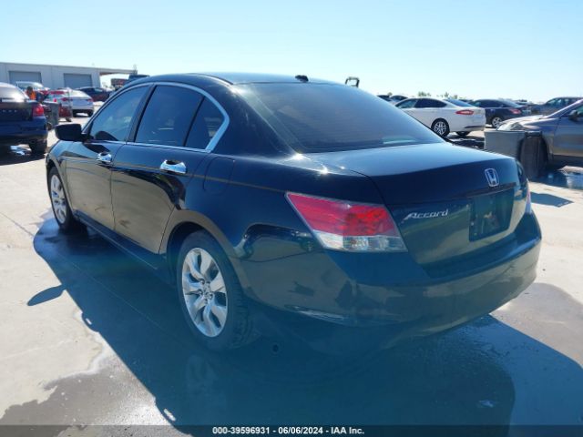 Photo 2 VIN: 1HGCP2F88AA038106 - HONDA ACCORD 