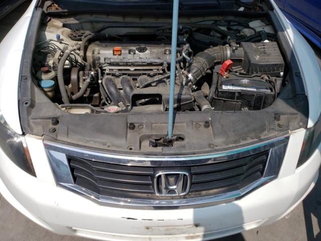 Photo 6 VIN: 1HGCP2F88AA104380 - HONDA ACCORD EXL 