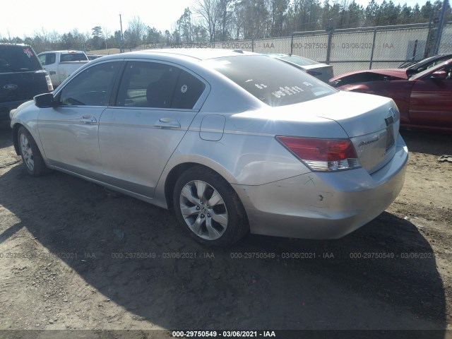 Photo 2 VIN: 1HGCP2F88AA115959 - HONDA ACCORD SDN 