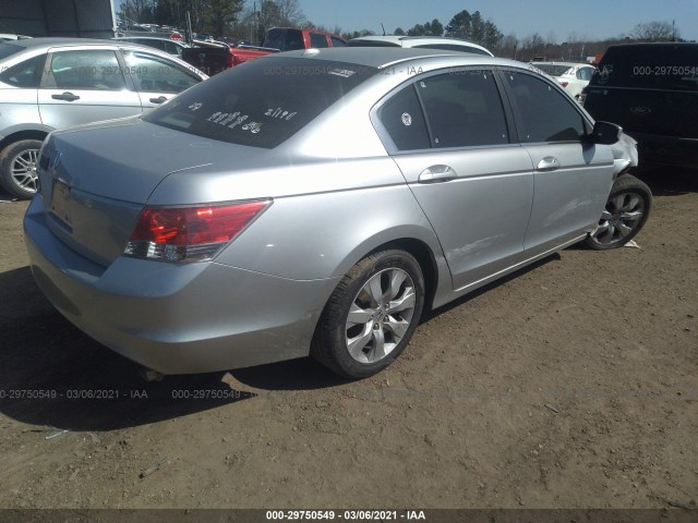 Photo 3 VIN: 1HGCP2F88AA115959 - HONDA ACCORD SDN 