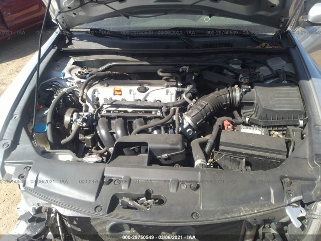 Photo 9 VIN: 1HGCP2F88AA115959 - HONDA ACCORD SDN 