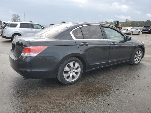 Photo 2 VIN: 1HGCP2F88AA126606 - HONDA ACCORD EXL 