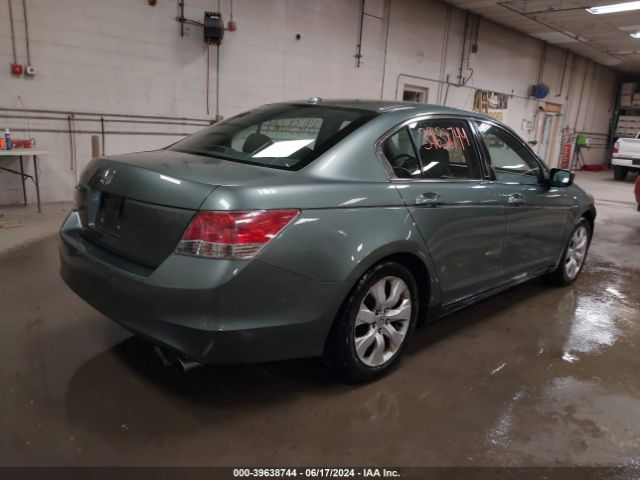 Photo 3 VIN: 1HGCP2F88AA134396 - HONDA ACCORD 