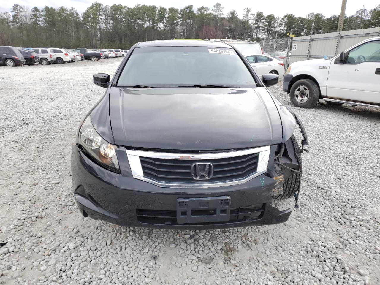 Photo 4 VIN: 1HGCP2F88AA187874 - HONDA ACCORD 