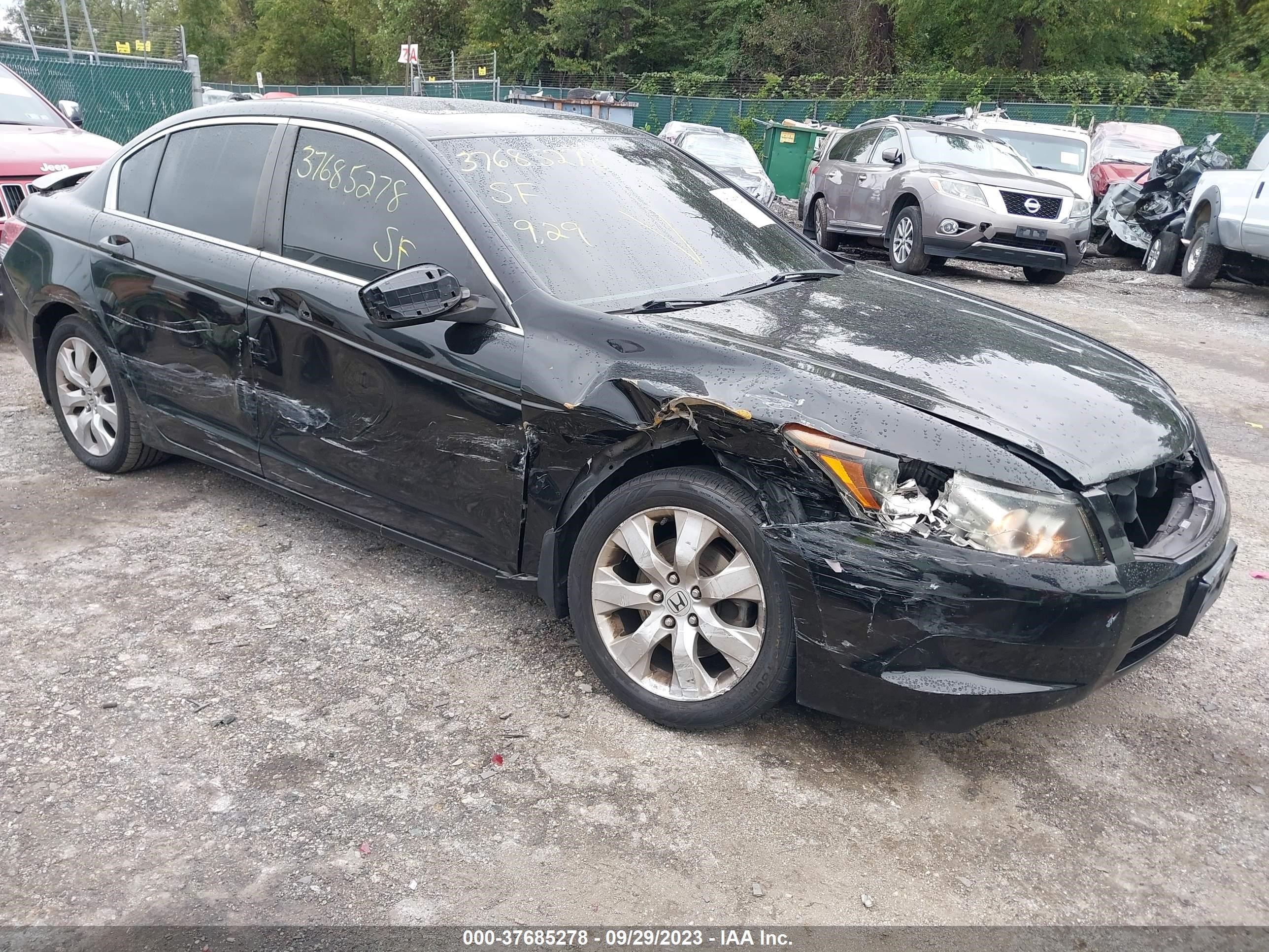 Photo 5 VIN: 1HGCP2F88AA187910 - HONDA ACCORD 