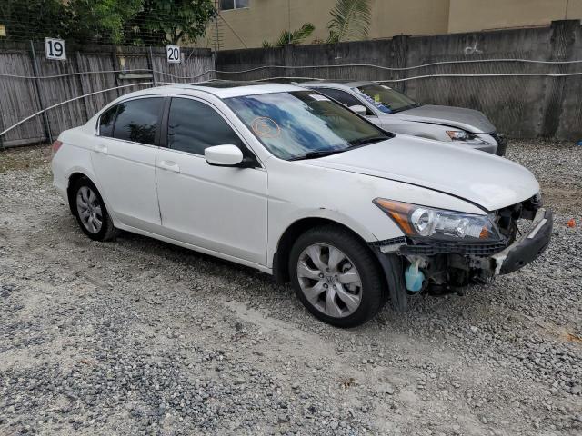 Photo 3 VIN: 1HGCP2F88AA190077 - HONDA ACCORD 