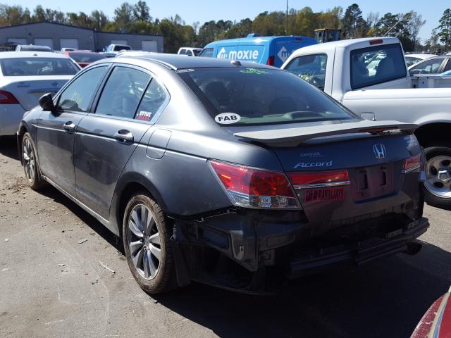 Photo 2 VIN: 1HGCP2F88BA008136 - HONDA ACCORD EXL 