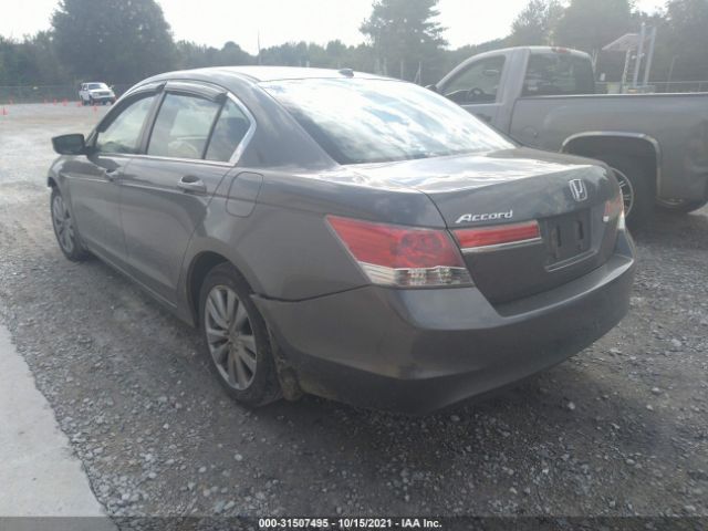 Photo 2 VIN: 1HGCP2F88BA036289 - HONDA ACCORD SDN 