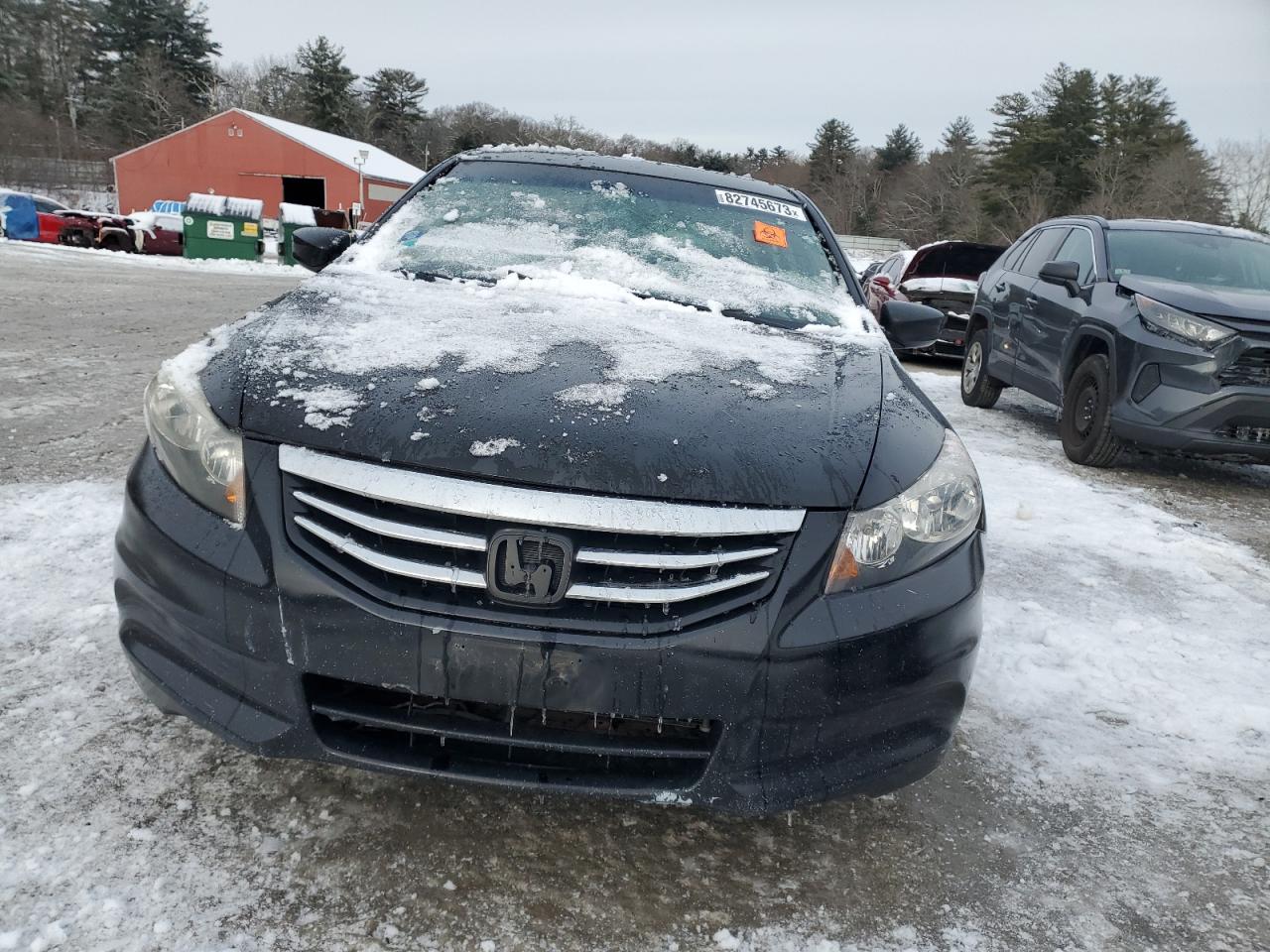 Photo 4 VIN: 1HGCP2F88BA053948 - HONDA ACCORD 