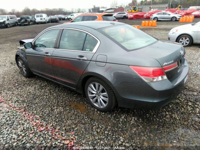 Photo 2 VIN: 1HGCP2F88BA065503 - HONDA ACCORD 