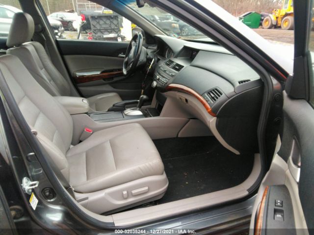 Photo 4 VIN: 1HGCP2F88BA065503 - HONDA ACCORD 