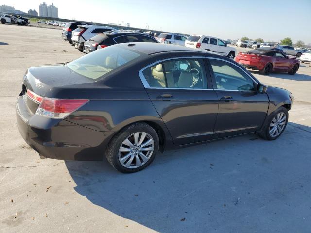 Photo 2 VIN: 1HGCP2F88BA071267 - HONDA ACCORD 