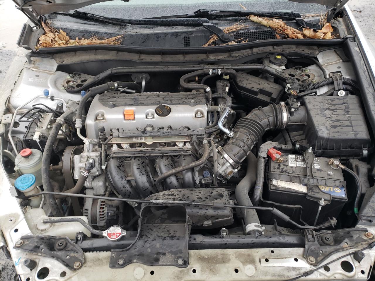 Photo 10 VIN: 1HGCP2F88BA078025 - HONDA ACCORD 