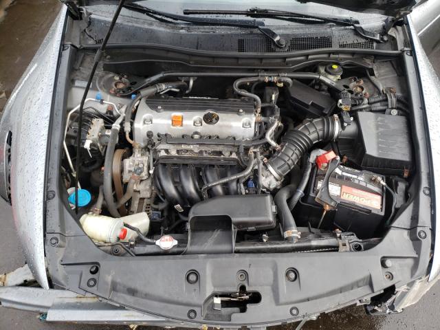 Photo 6 VIN: 1HGCP2F88BA082799 - HONDA ACCORD SDN 