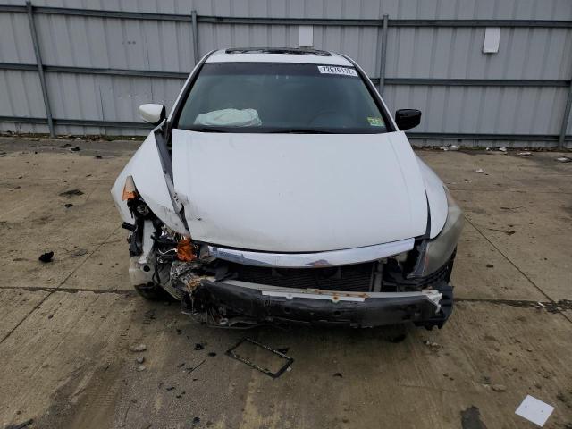 Photo 4 VIN: 1HGCP2F88BA084486 - HONDA ACCORD SDN 