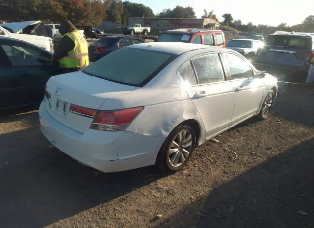 Photo 3 VIN: 1HGCP2F88BA125232 - HONDA ACCORD SDN 