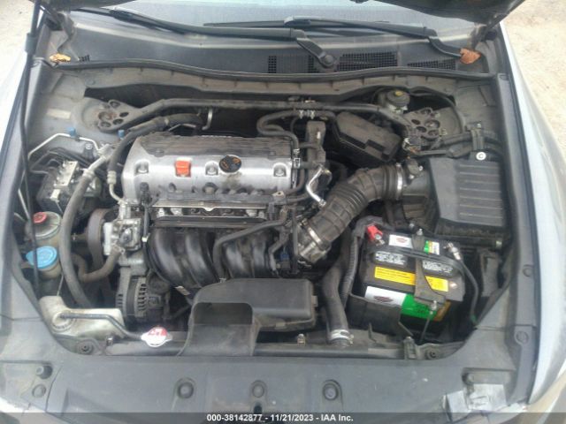 Photo 9 VIN: 1HGCP2F88CA053868 - HONDA ACCORD SDN 