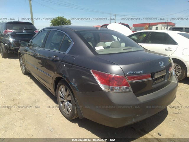 Photo 2 VIN: 1HGCP2F88CA084795 - HONDA ACCORD SDN 