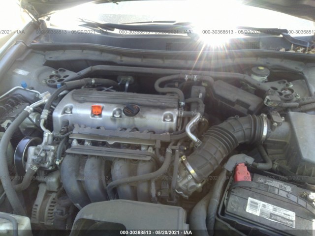 Photo 9 VIN: 1HGCP2F88CA084795 - HONDA ACCORD SDN 