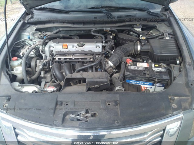 Photo 9 VIN: 1HGCP2F89AA061622 - HONDA ACCORD SDN 