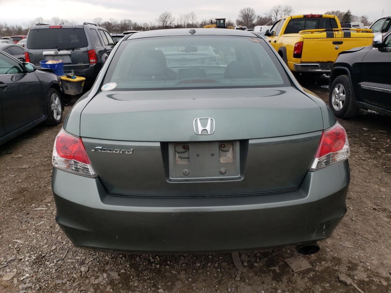 Photo 5 VIN: 1HGCP2F89AA147996 - HONDA ACCORD 