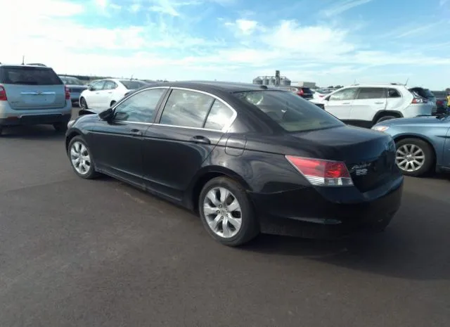 Photo 2 VIN: 1HGCP2F89AA157914 - HONDA ACCORD SDN 