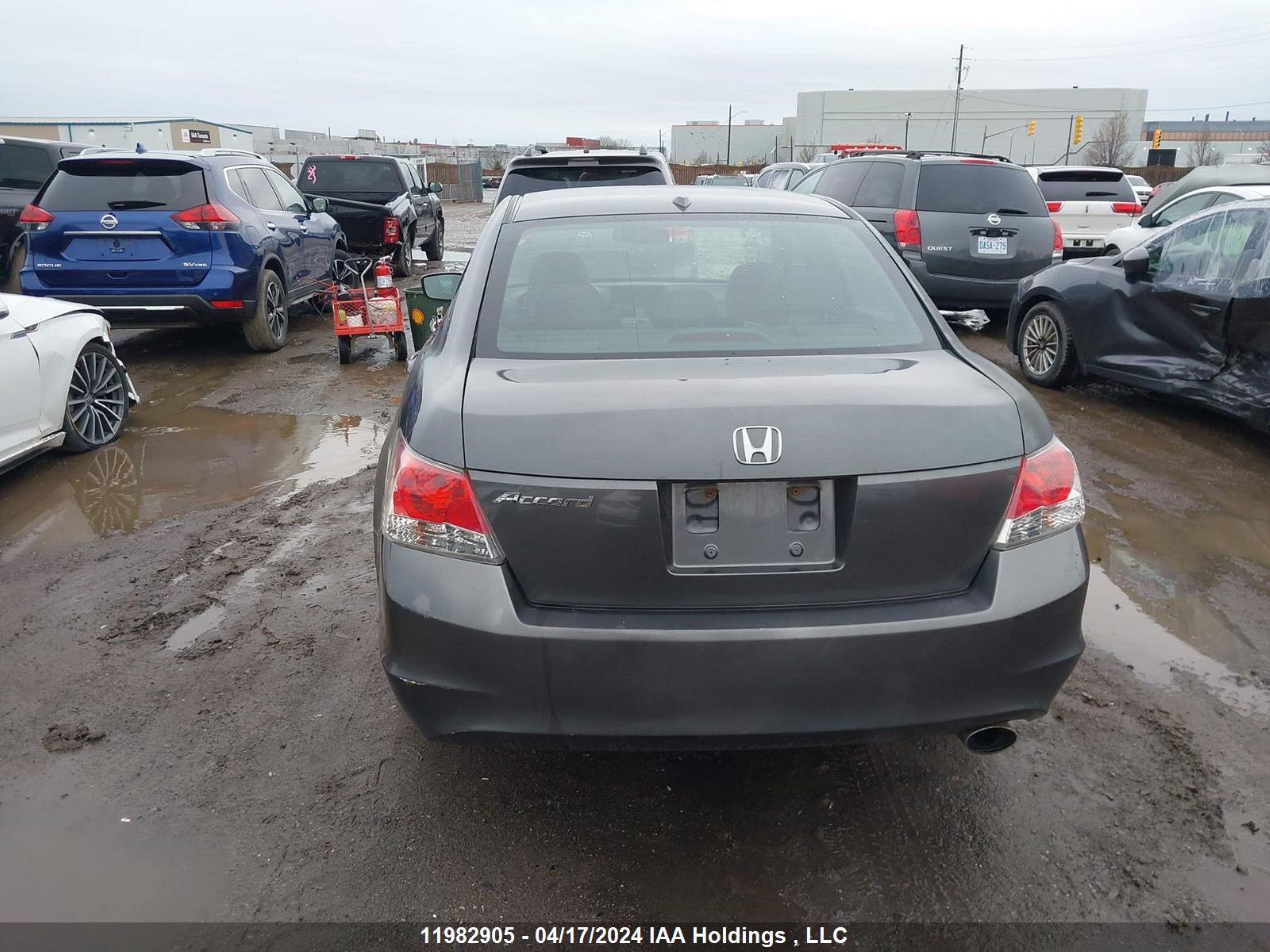 Photo 15 VIN: 1HGCP2F89AA805378 - HONDA ACCORD 