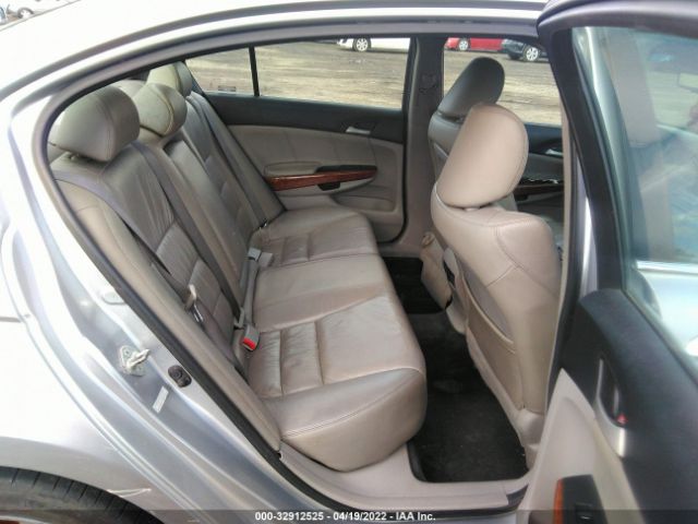 Photo 7 VIN: 1HGCP2F89BA002037 - HONDA ACCORD SDN 