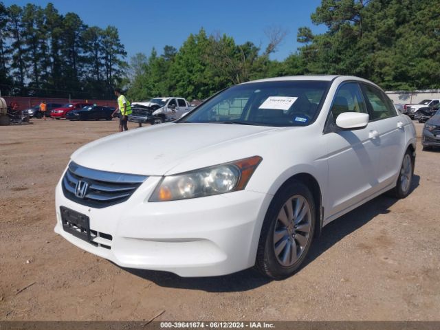 Photo 1 VIN: 1HGCP2F89BA024426 - HONDA ACCORD 