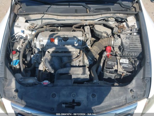 Photo 9 VIN: 1HGCP2F89BA024426 - HONDA ACCORD 