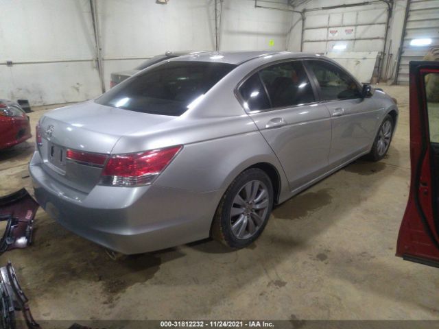 Photo 3 VIN: 1HGCP2F89BA049231 - HONDA ACCORD SDN 