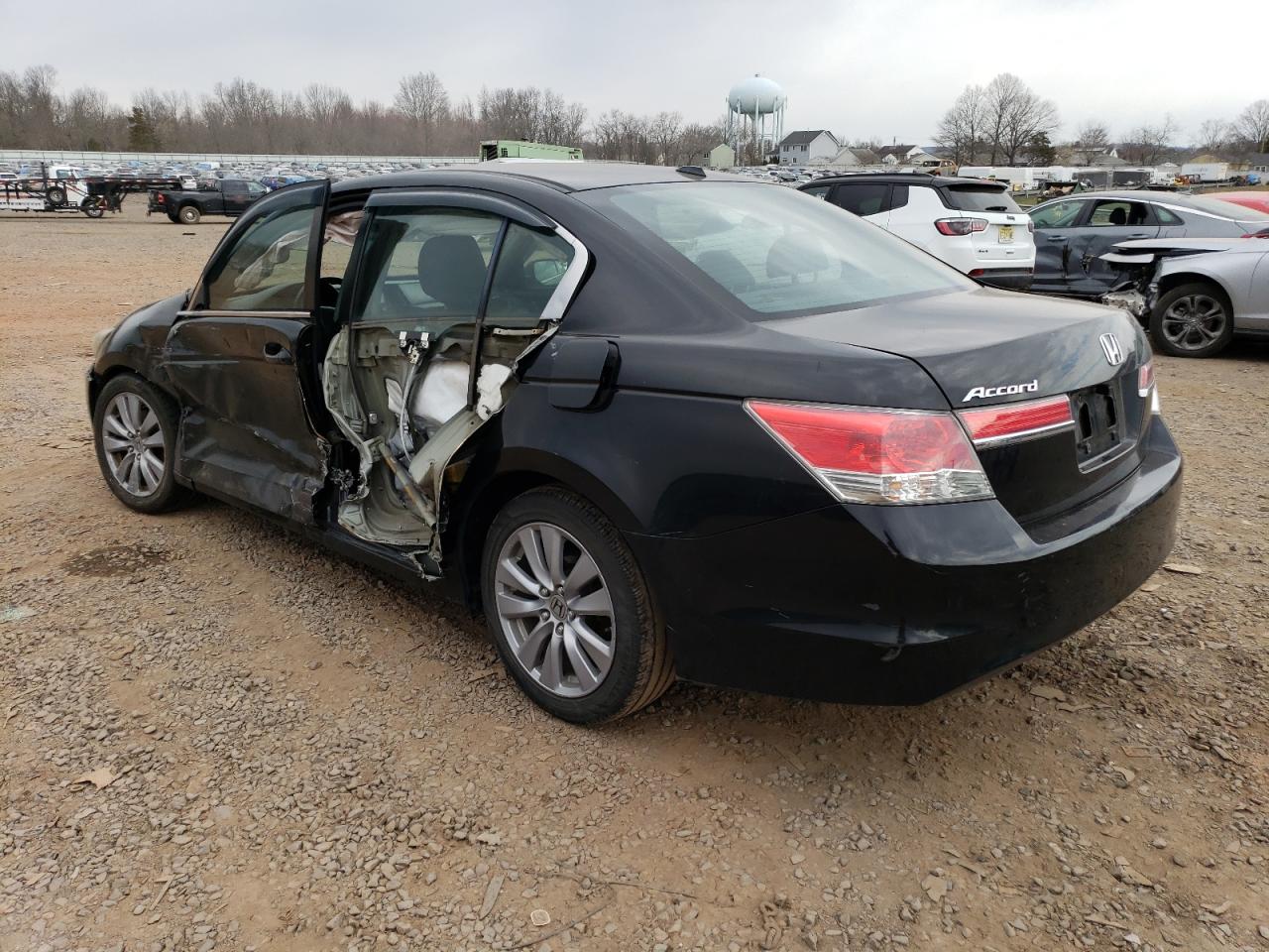 Photo 1 VIN: 1HGCP2F89BA062318 - HONDA ACCORD 