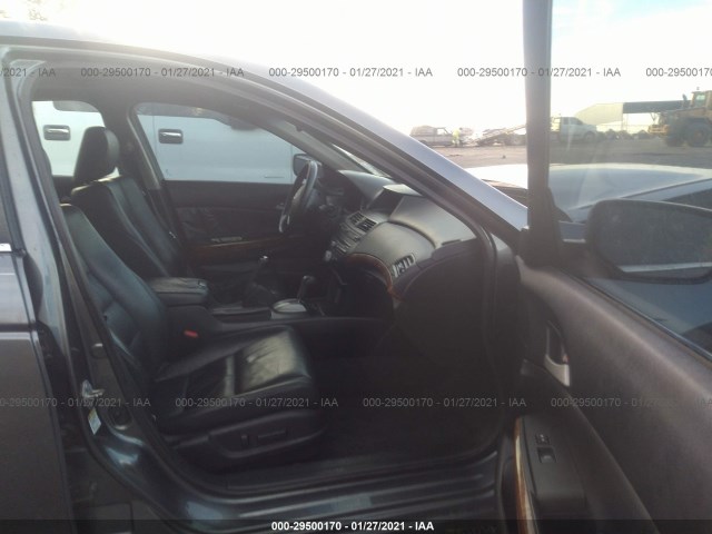 Photo 4 VIN: 1HGCP2F89BA083721 - HONDA ACCORD SDN 