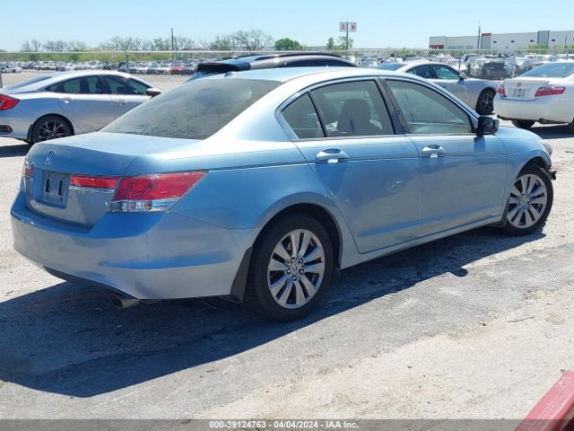 Photo 3 VIN: 1HGCP2F89CA079380 - HONDA ACCORD 