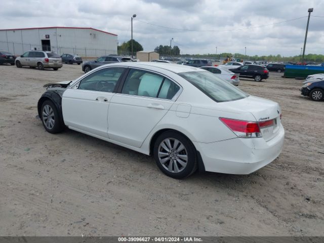 Photo 2 VIN: 1HGCP2F89CA186381 - HONDA ACCORD 