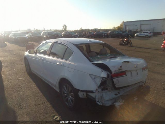 Photo 2 VIN: 1HGCP2F89CA204068 - HONDA ACCORD SDN 