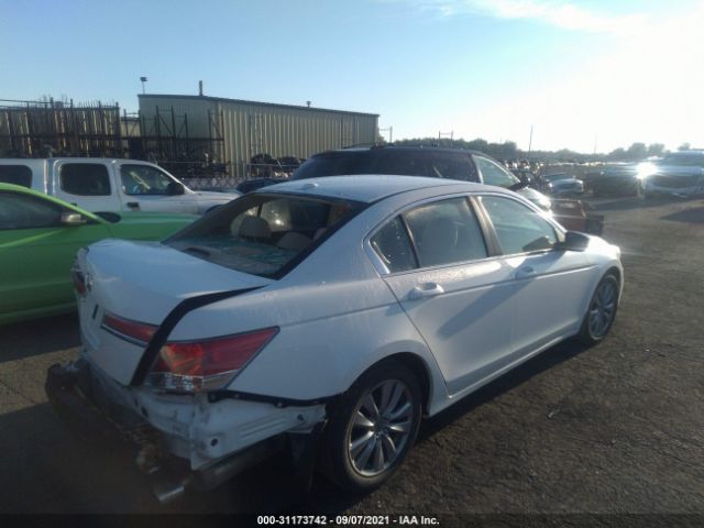 Photo 3 VIN: 1HGCP2F89CA204068 - HONDA ACCORD SDN 