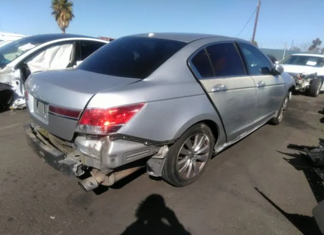 Photo 3 VIN: 1HGCP2F89CA221243 - HONDA ACCORD SDN 