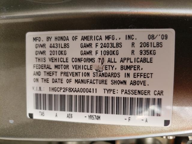 Photo 9 VIN: 1HGCP2F8XAA000411 - HONDA ACCORD EXL 