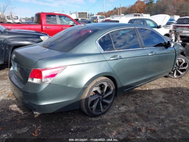 Photo 3 VIN: 1HGCP2F8XAA046269 - HONDA ACCORD 