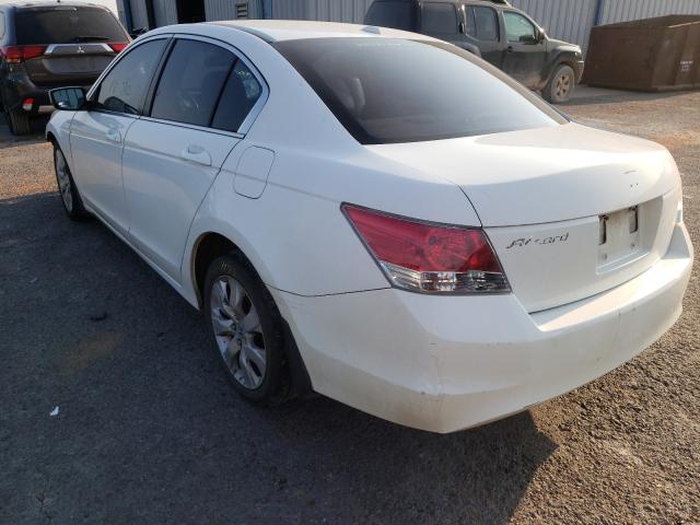 Photo 2 VIN: 1HGCP2F8XAA068417 - HONDA ACCORD EXL 